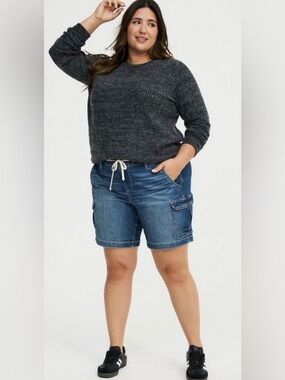 Torrid 3 Dark Blue Denim Cargo Shorts